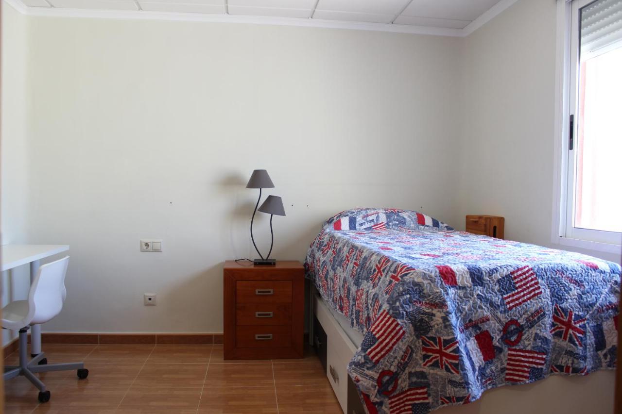 Bungalow Frente Al Mar Торевьиа Экстерьер фото