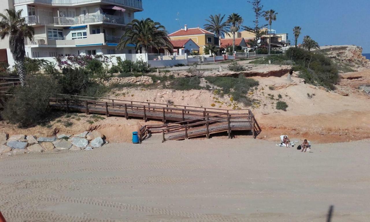 Bungalow Frente Al Mar Торевьиа Экстерьер фото