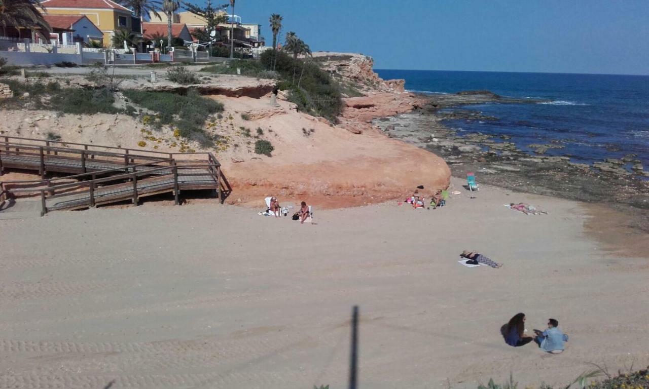 Bungalow Frente Al Mar Торевьиа Экстерьер фото
