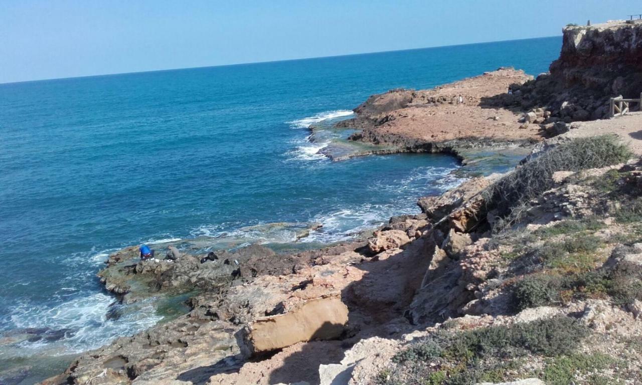 Bungalow Frente Al Mar Торевьиа Экстерьер фото