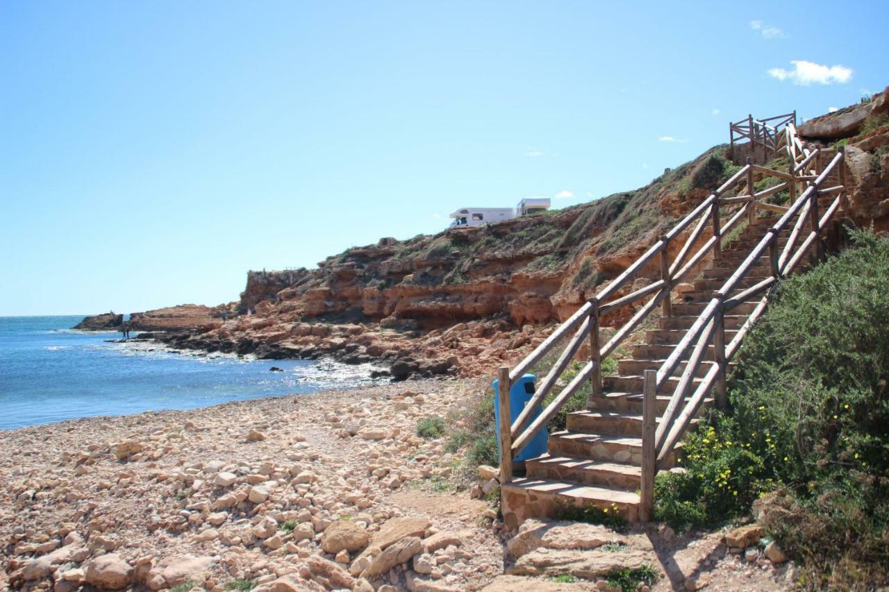 Bungalow Frente Al Mar Торевьиа Экстерьер фото