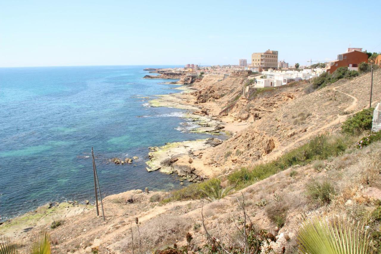 Bungalow Frente Al Mar Торевьиа Экстерьер фото